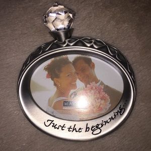 💍 Engagement ring picture frame